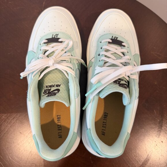Nike Air Force 1 Platform Barely Green Mint Wmn Sz 8.5 - Picture 4 of 7
